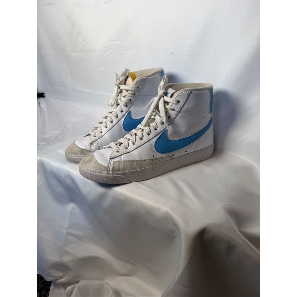 Nike Blazer Mid 77 Next Nature Sneaker University Blue Colorway White size 8